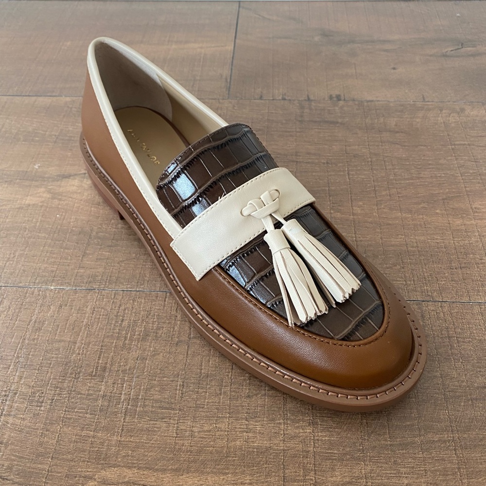 Ann Taylor Chunky Tassel Leather Loafer
